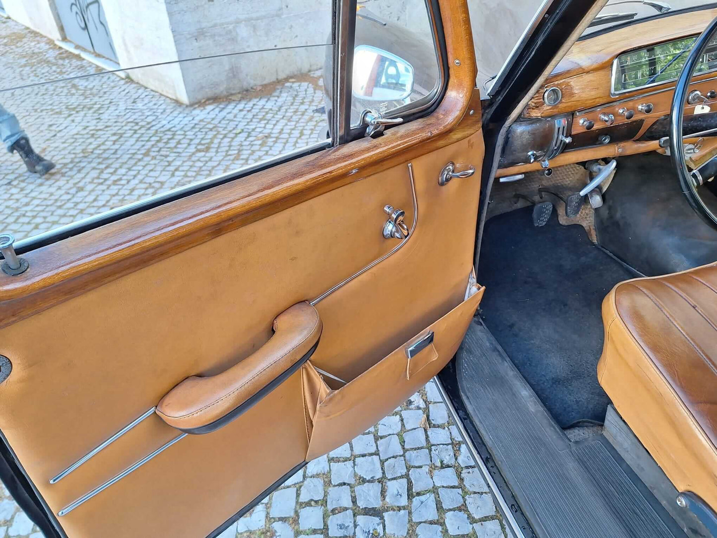 MERCEDES 220 S PONTON 1959