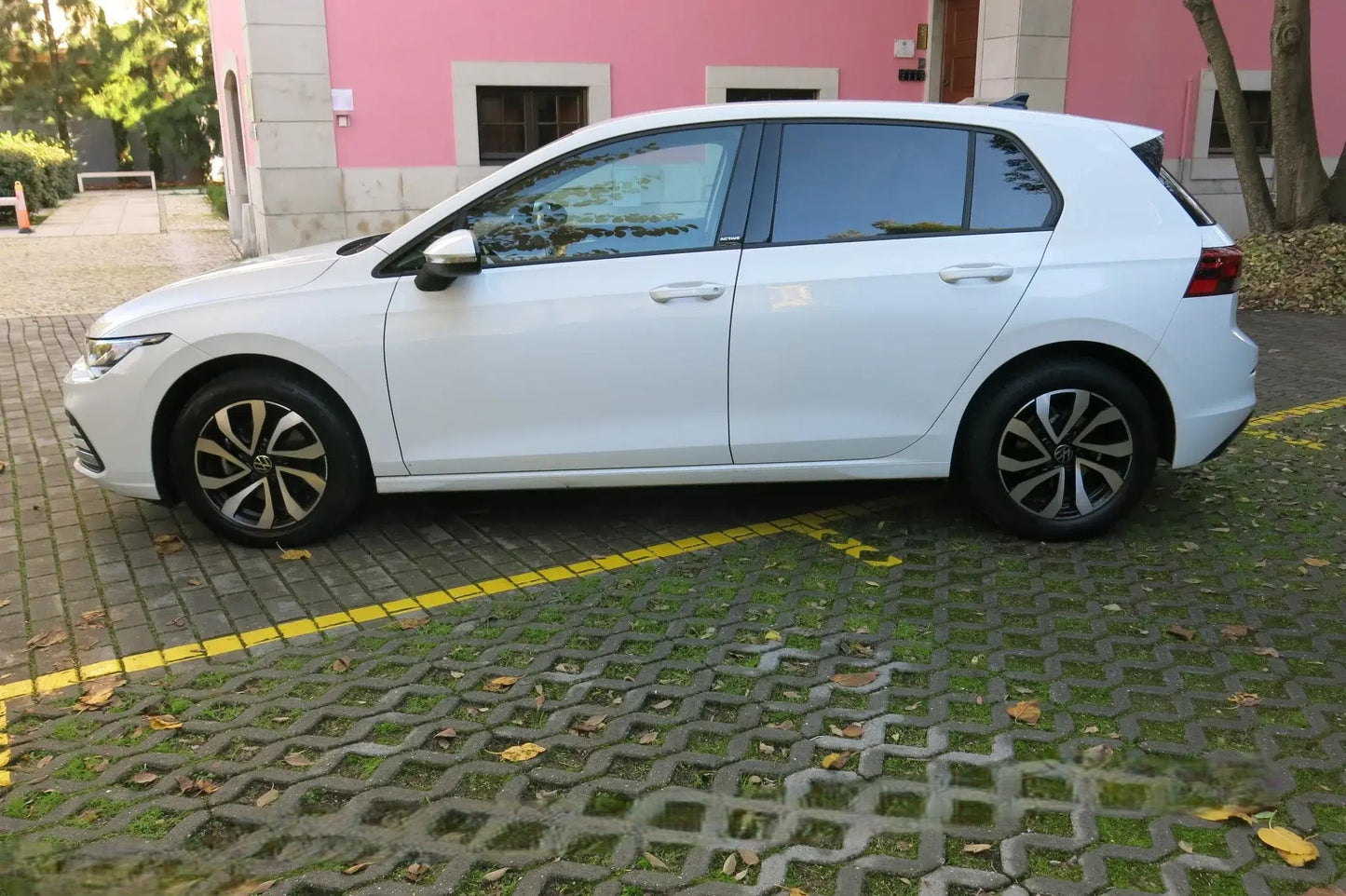 VW Golf 1.0 TSI 130cv Automático (2021)