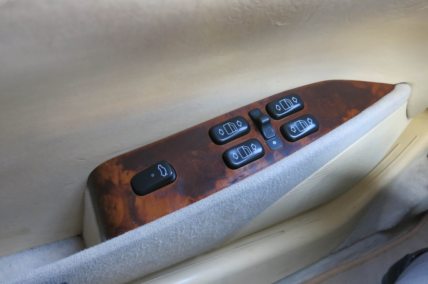 MERCEDES-BENZ CL 500 COUPÉ