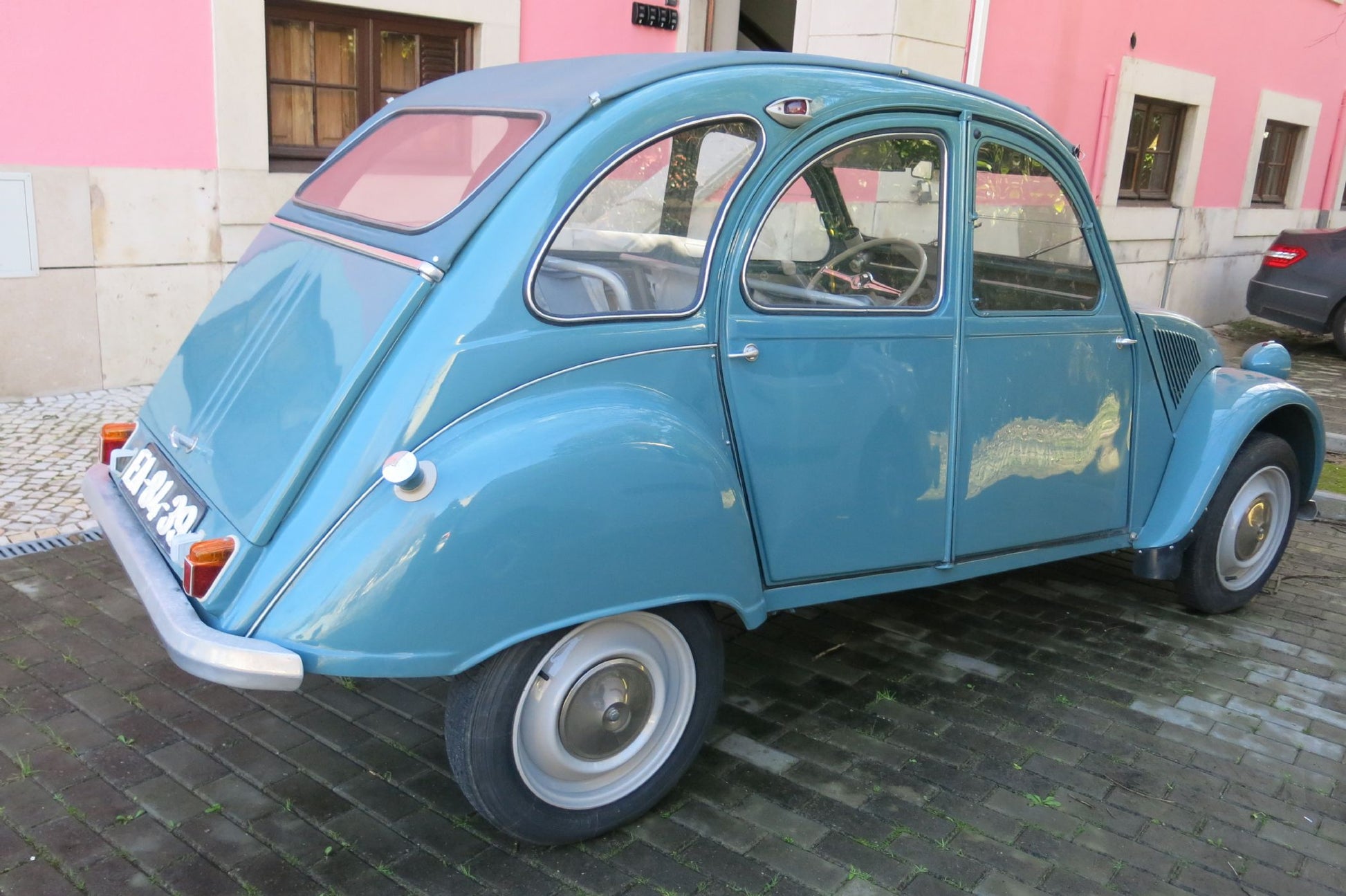www.Particulares.PT  - Citroen 2CV Luxe